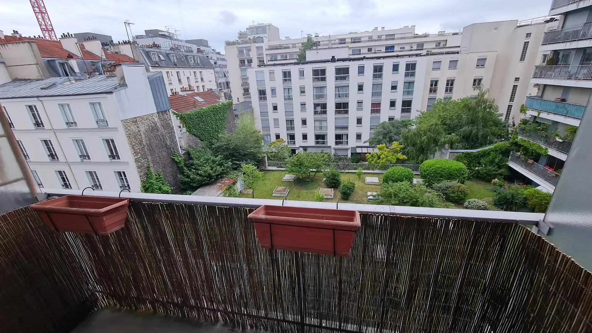 Studio Calme Et Central Apartamento Paris